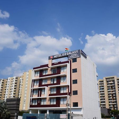 Rr Galaxy Hotel Gurgaon Eksteriør billede
