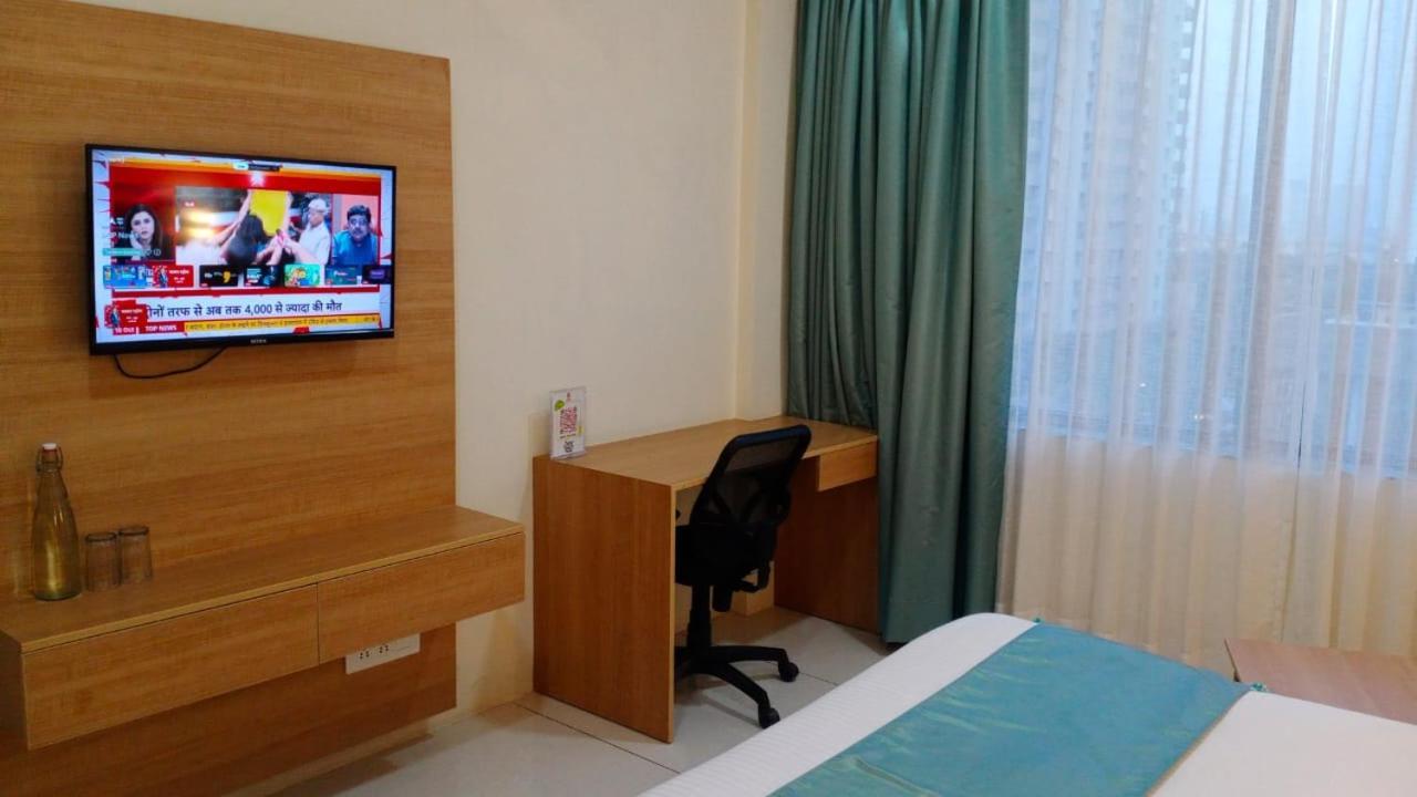 Rr Galaxy Hotel Gurgaon Eksteriør billede